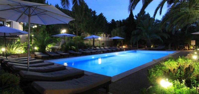 Eden Park Hotel Serriera  ภายนอก รูปภาพ